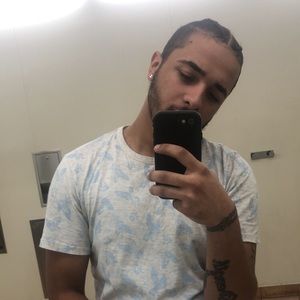 Meet your Posher, Jonathan